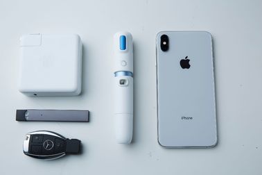 Instrument do iniekcji i nakłuwania Biały kolor Strzykawka bezigłowa z insuliną